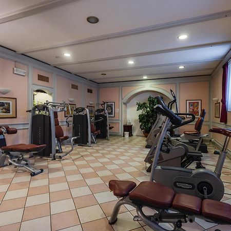 Grand Hotel Liberty Riva del Garda Luaran gambar
