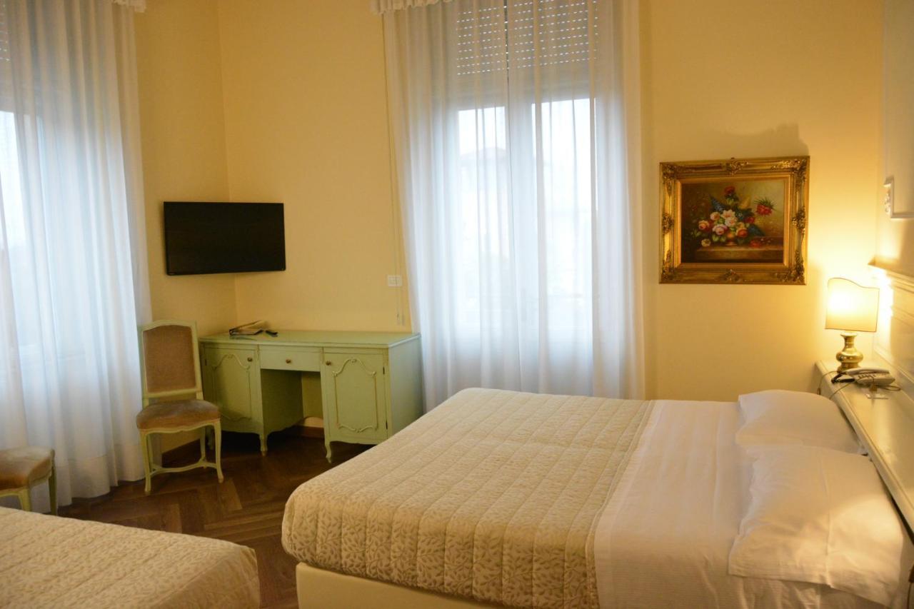 Grand Hotel Liberty Riva del Garda Luaran gambar