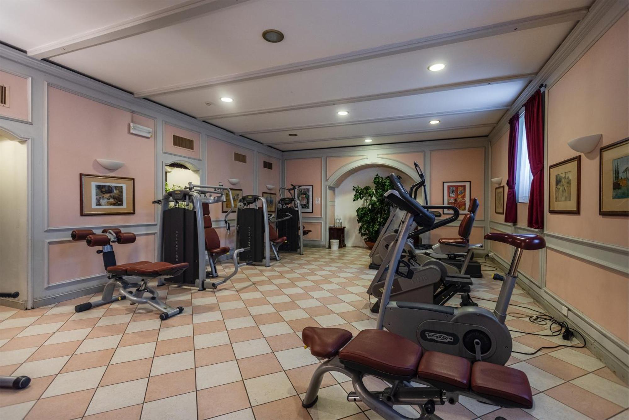 Grand Hotel Liberty Riva del Garda Luaran gambar