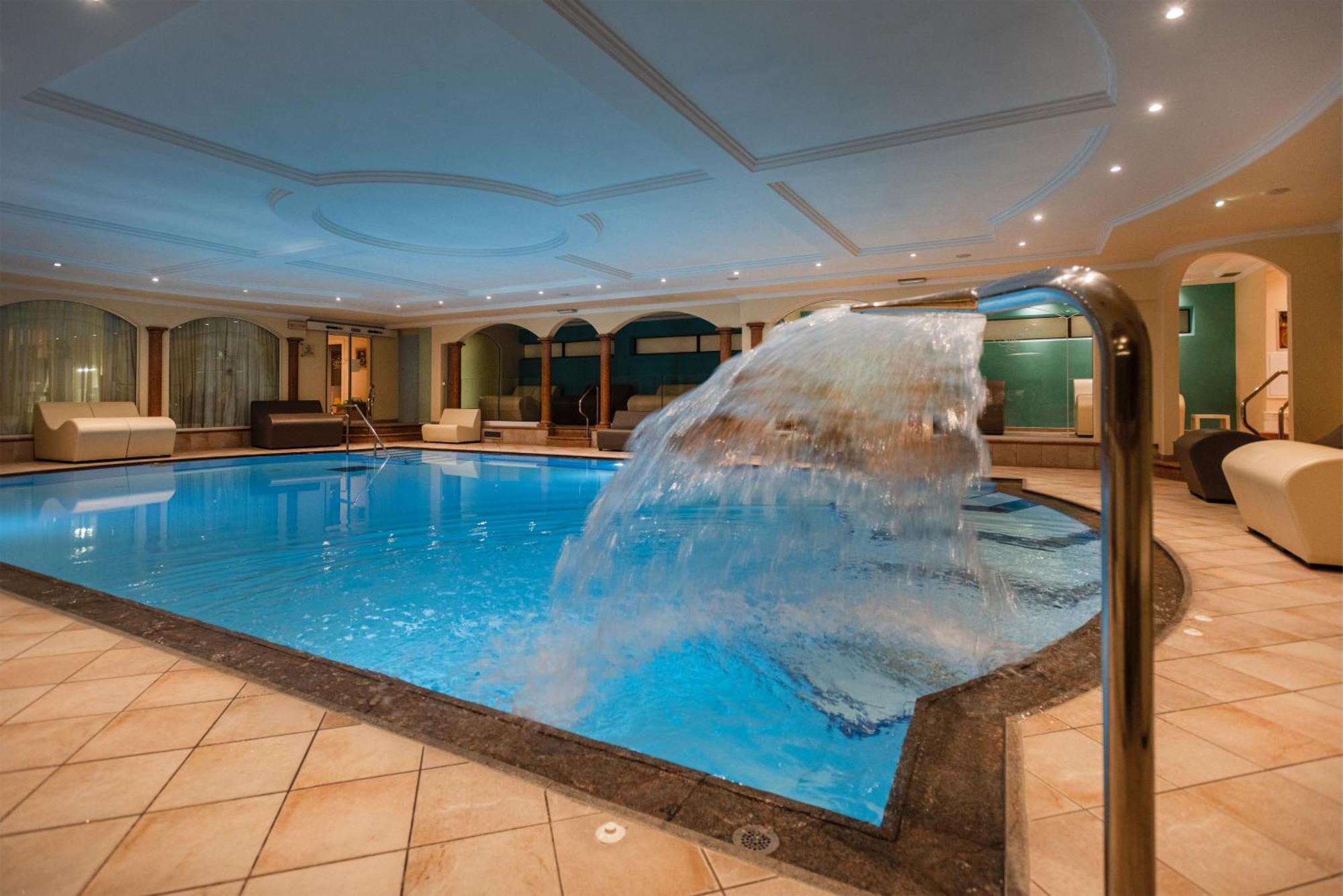 Grand Hotel Liberty Riva del Garda Luaran gambar