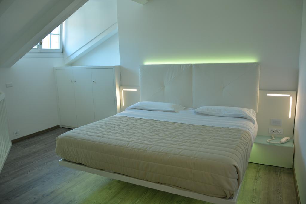 Grand Hotel Liberty Riva del Garda Luaran gambar
