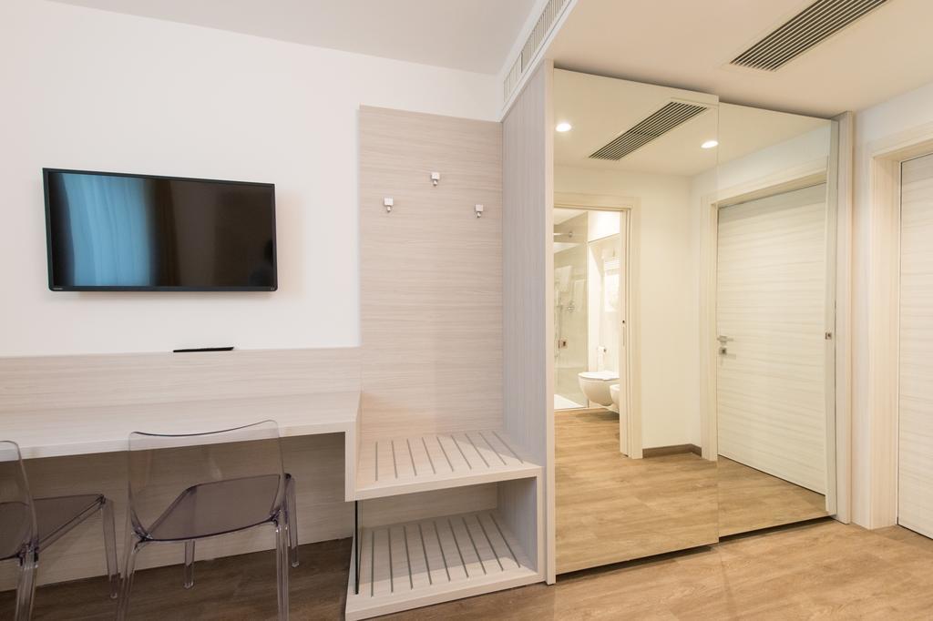 Grand Hotel Liberty Riva del Garda Luaran gambar