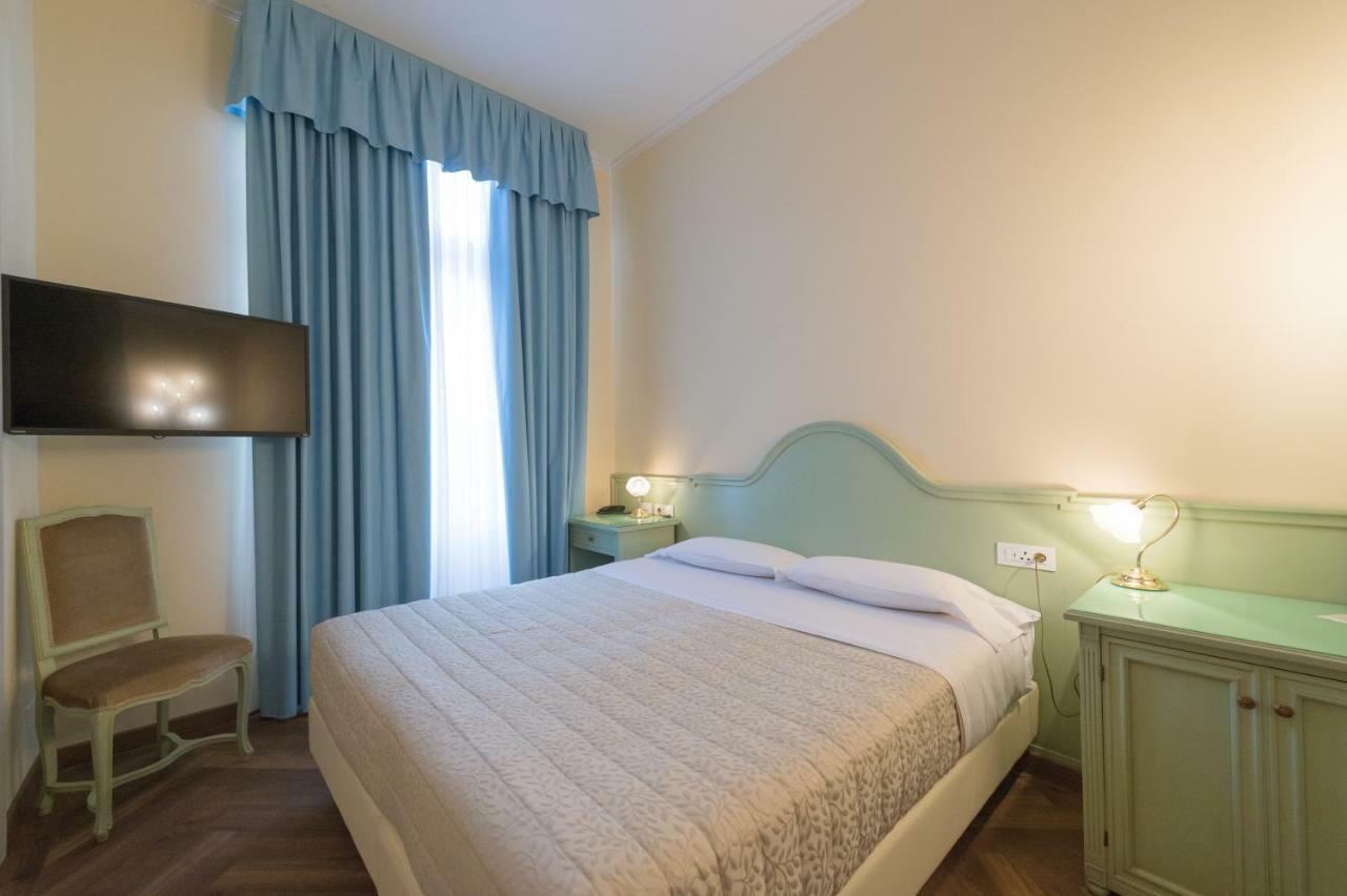 Grand Hotel Liberty Riva del Garda Luaran gambar
