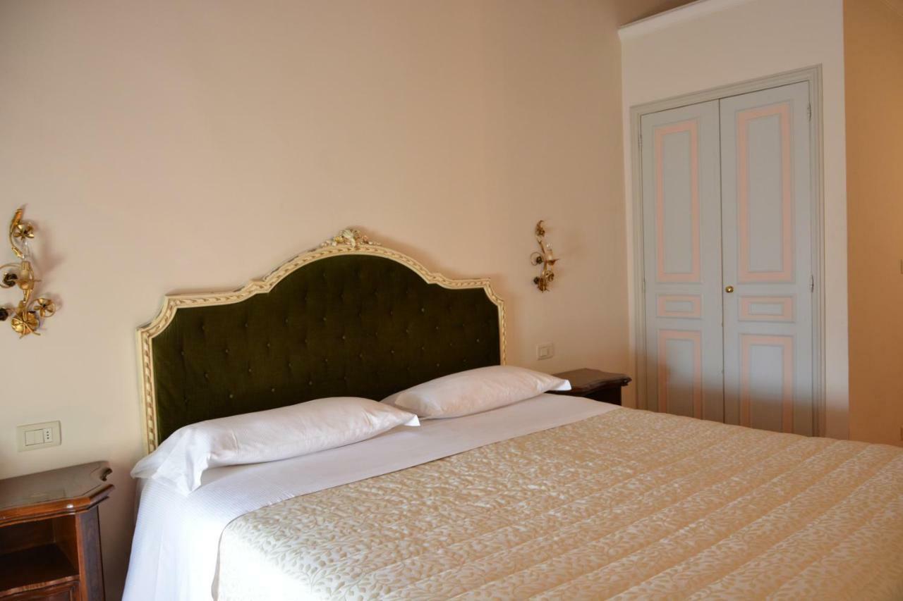 Grand Hotel Liberty Riva del Garda Luaran gambar